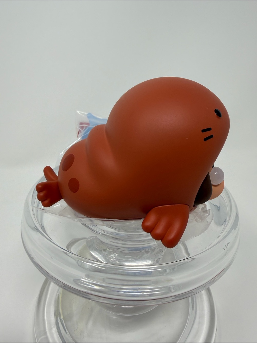 CRYBABY THE WALRUS Popmart CRY ME AN OCEAN Series Vinyl Figure - Picture 3 of 4
